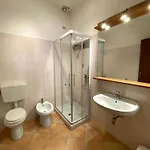 Casa Al Campanile First Floor, Leonardoshome شقة